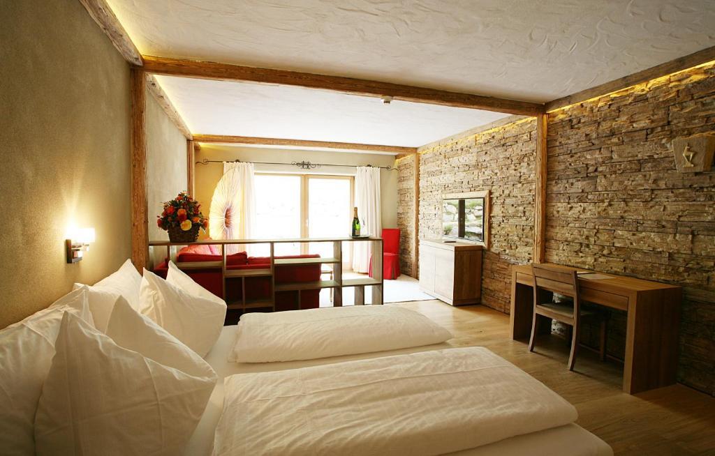 Rosis Sonnbergstuben Hotell Kitzbühel Rum bild
